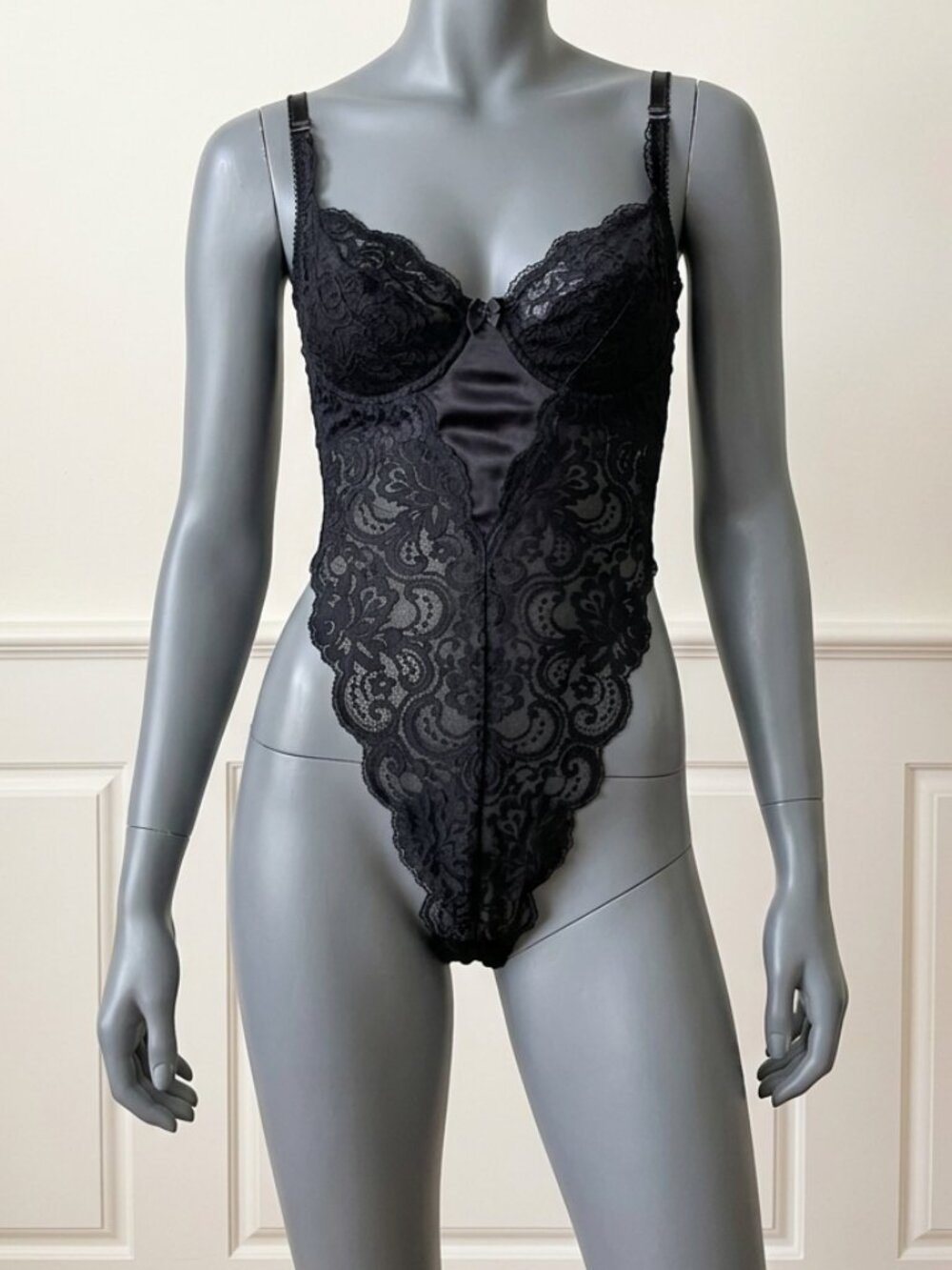 Victoria's Secret Heart Tag 90's Satin Lace Thong Bodysuit Underwire Corset 34C